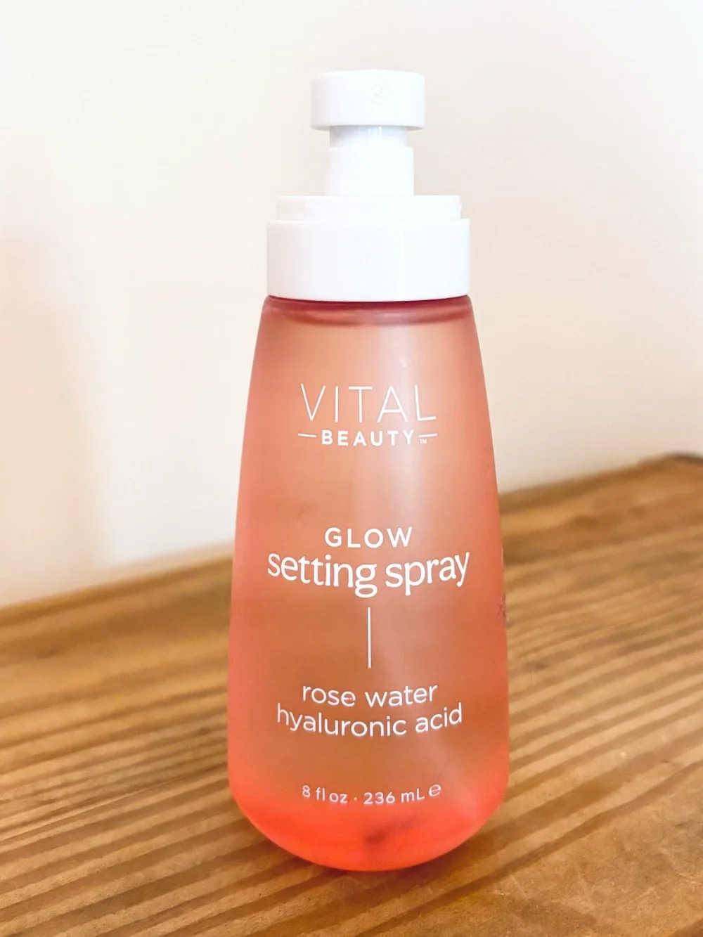 💥 NWOT Vital Beauty Glow Setting Spray - Rose Water Hyaluronic Acid